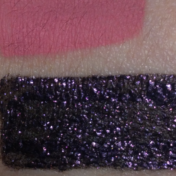 WET 'N' WILD- MEGALAST LIQUID CATSUIT- EYESHADOW - Picture 8 of 8